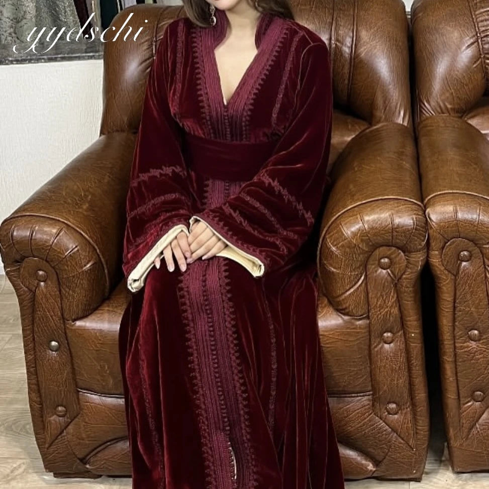 AMIRA